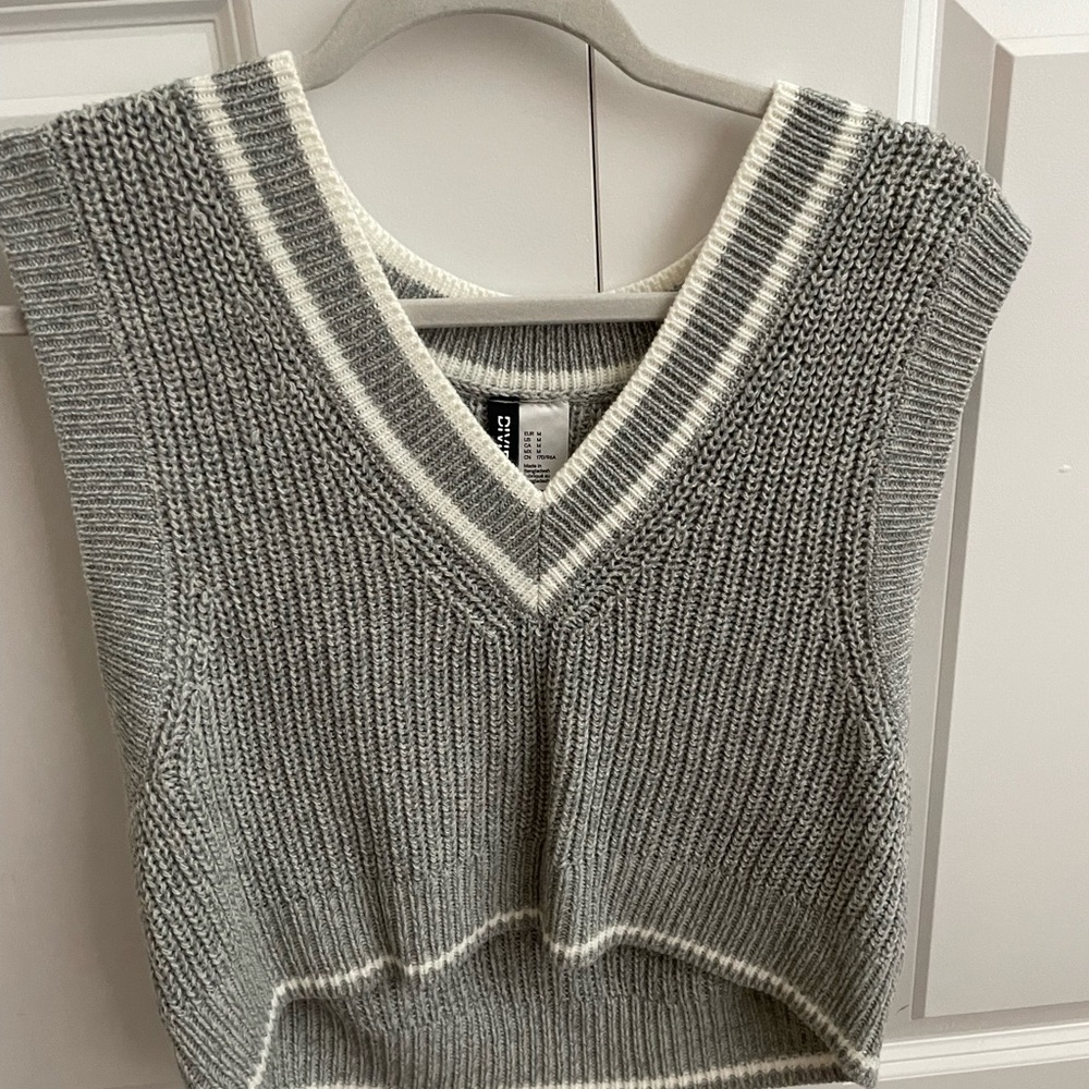 H&M sweater vest (never worn)